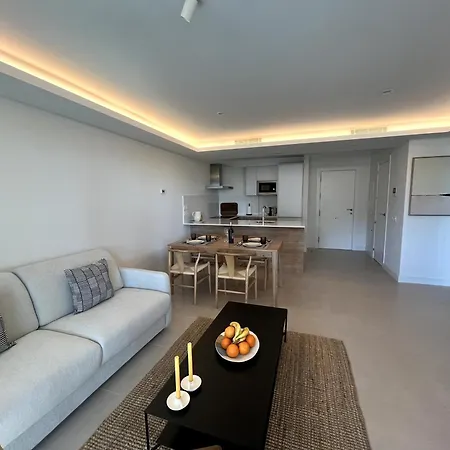 Apartment On The Golden Mile