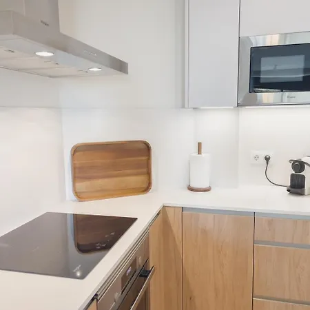 Apartment On The Golden Mile *