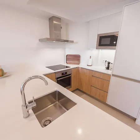 Apartment On The Golden Mile *