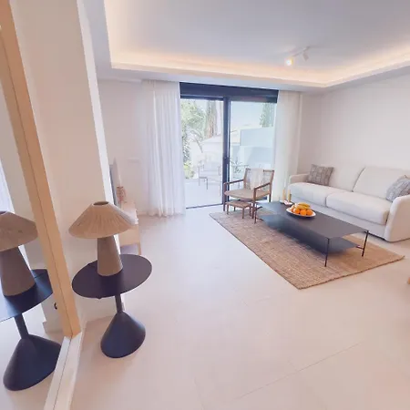 On The Golden Mile Apartment Marbella