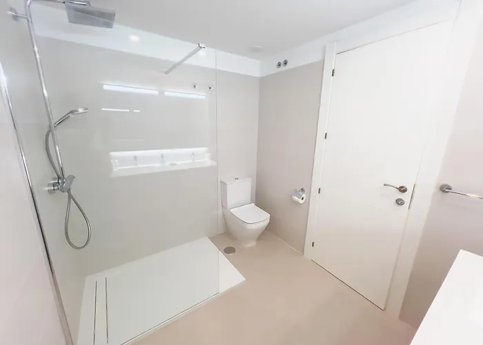 Апартаменты On The Golden Mile *