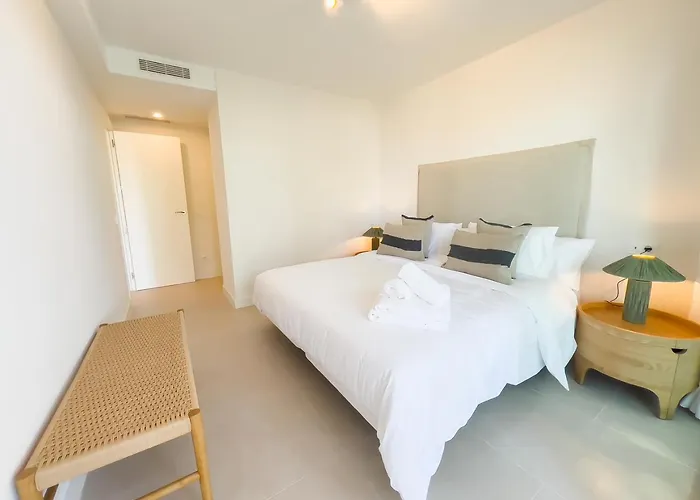 Апартаменты On The Golden Mile